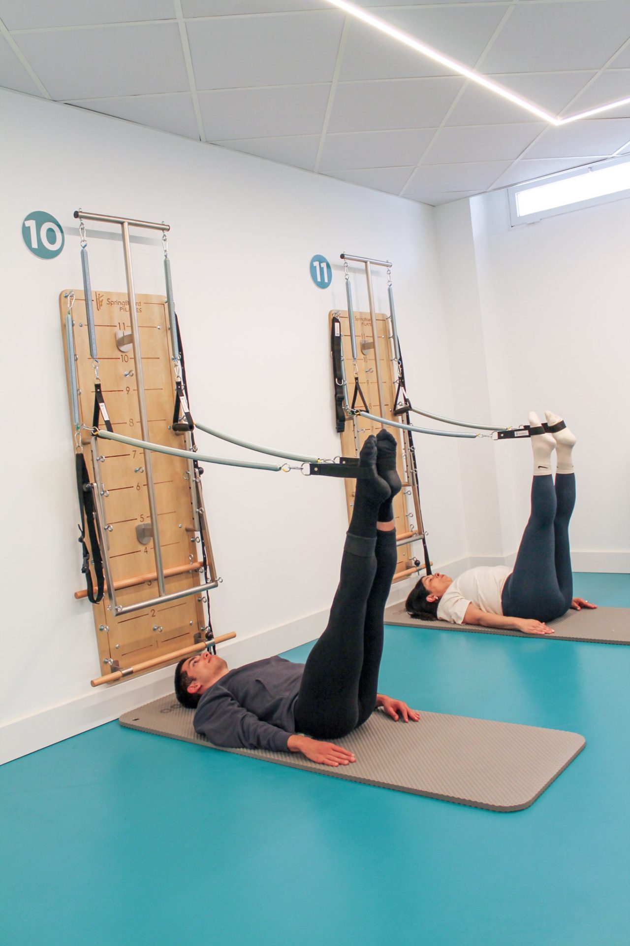 Centro de Qombo franquicias especializado en pilates máquinas con método propio y modelo de expansión en España.