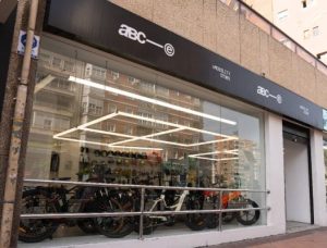 Escaparate de franquicia ABCE-store